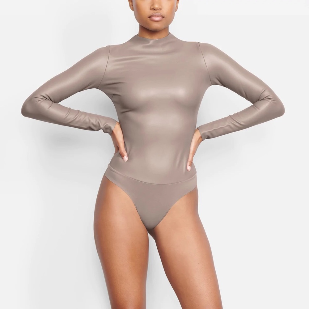SKIMS Bodysuit